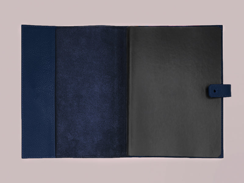 Couverture de cahier en cuir grainé Valôme bleu marine fabriquée en France