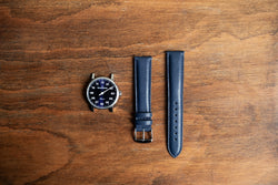 Bracelet de montre en cuir bleu outre-mer