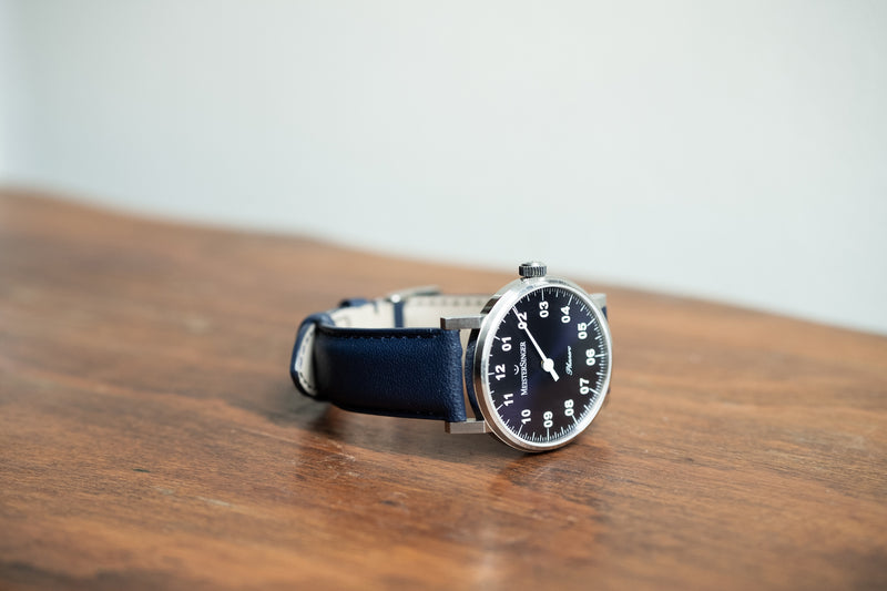 Bracelet de montre en cuir bleu outre-mer