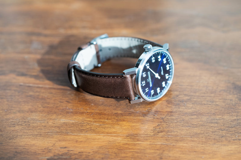Bracelet de montre en cuir marron foncé